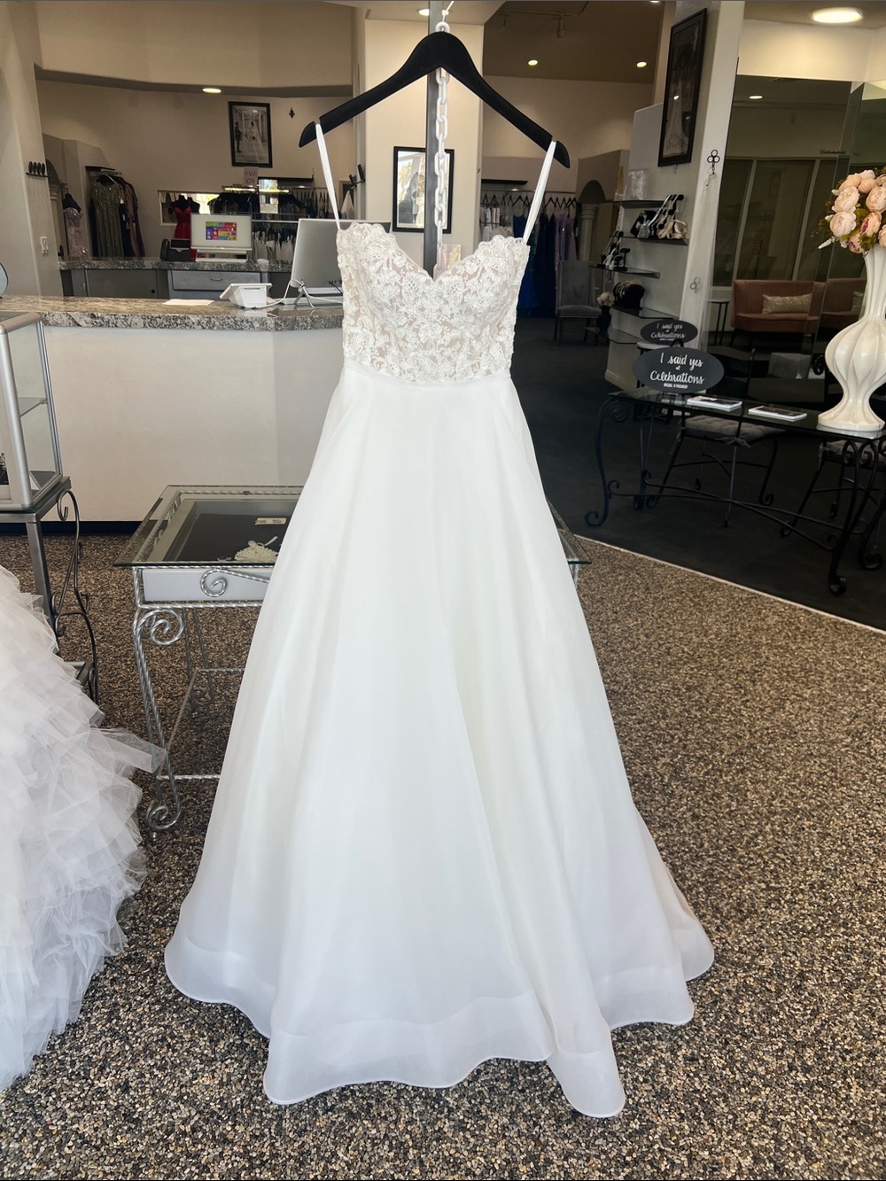Organza ball gown Wedding dress